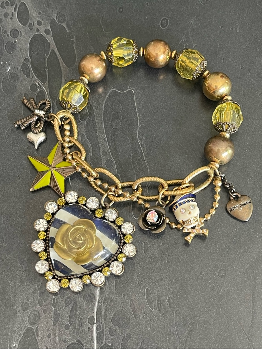 Betsey Johnson stretched Bracelet